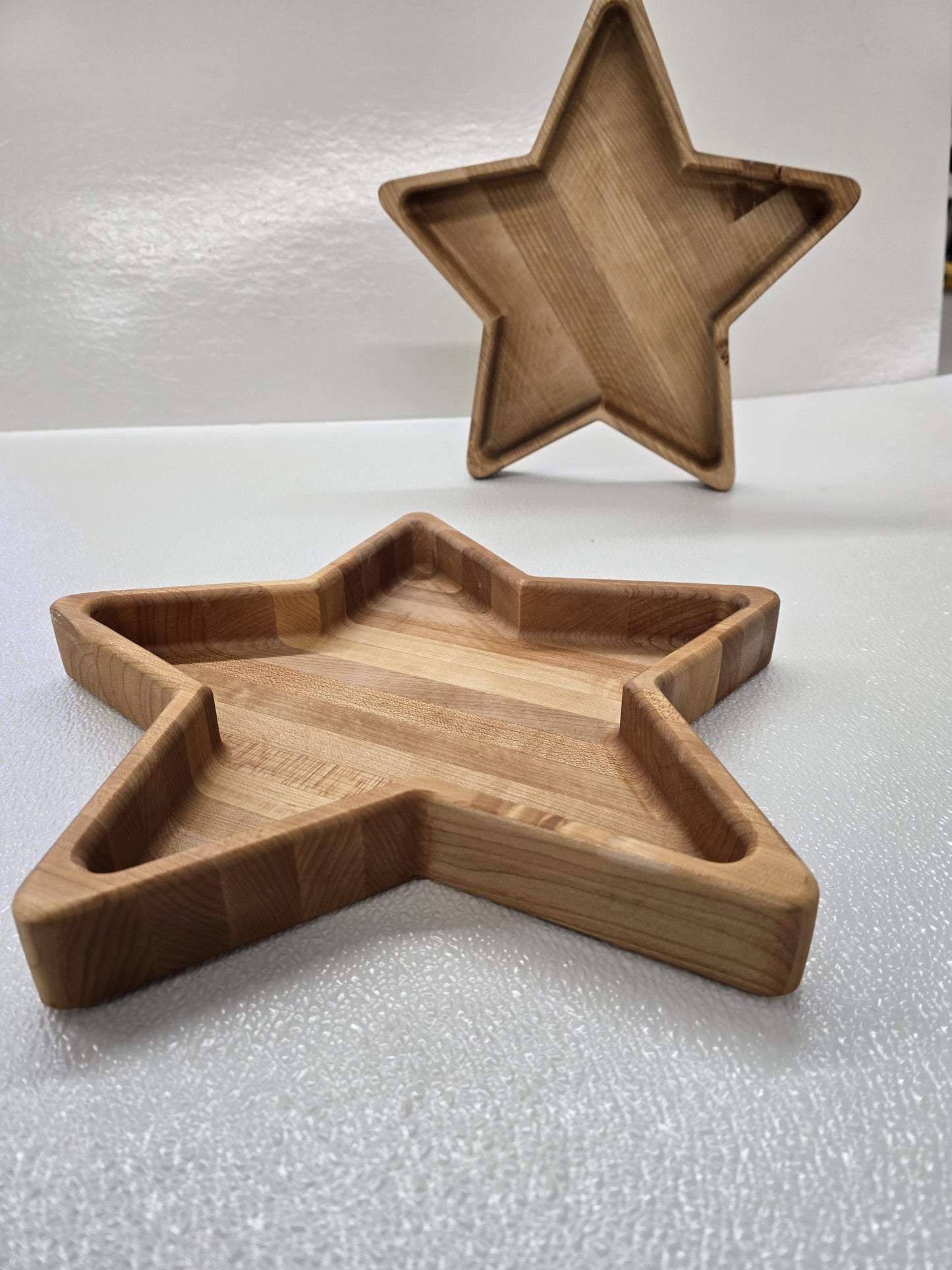 Hardwood star bowl
