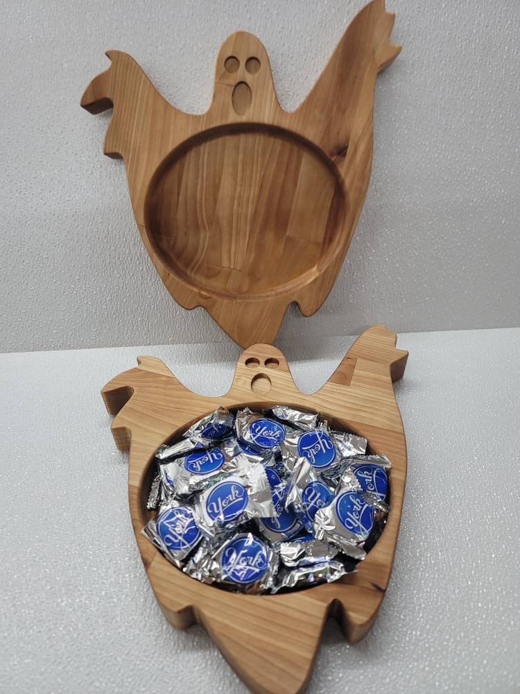 Ghost candy dish/catch-all