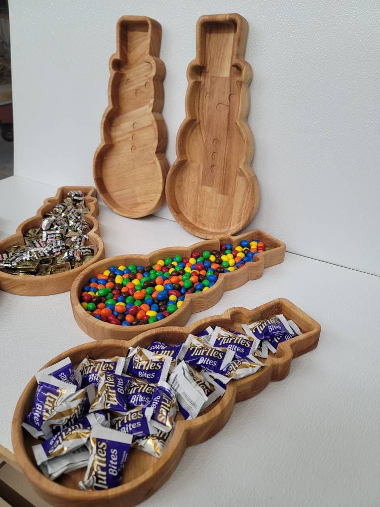 Hardwood snowman bowl