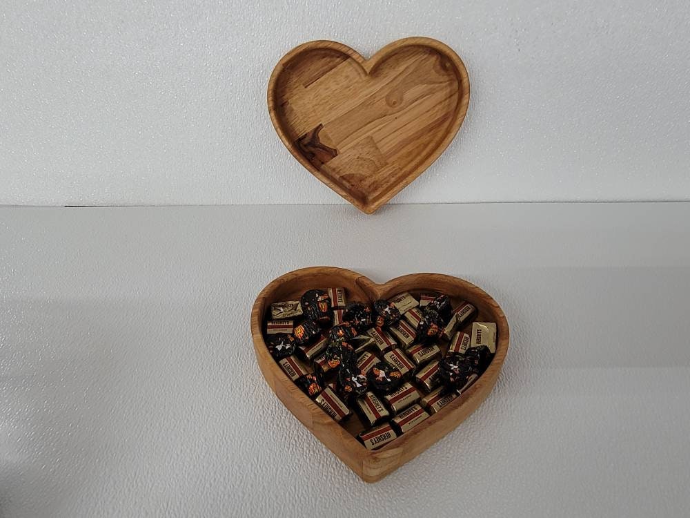 Wooden Heart candy/snack dish