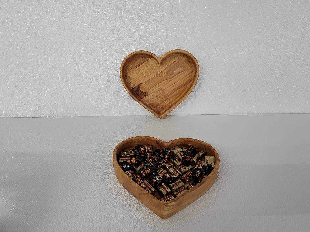 Wooden Heart candy/snack dish