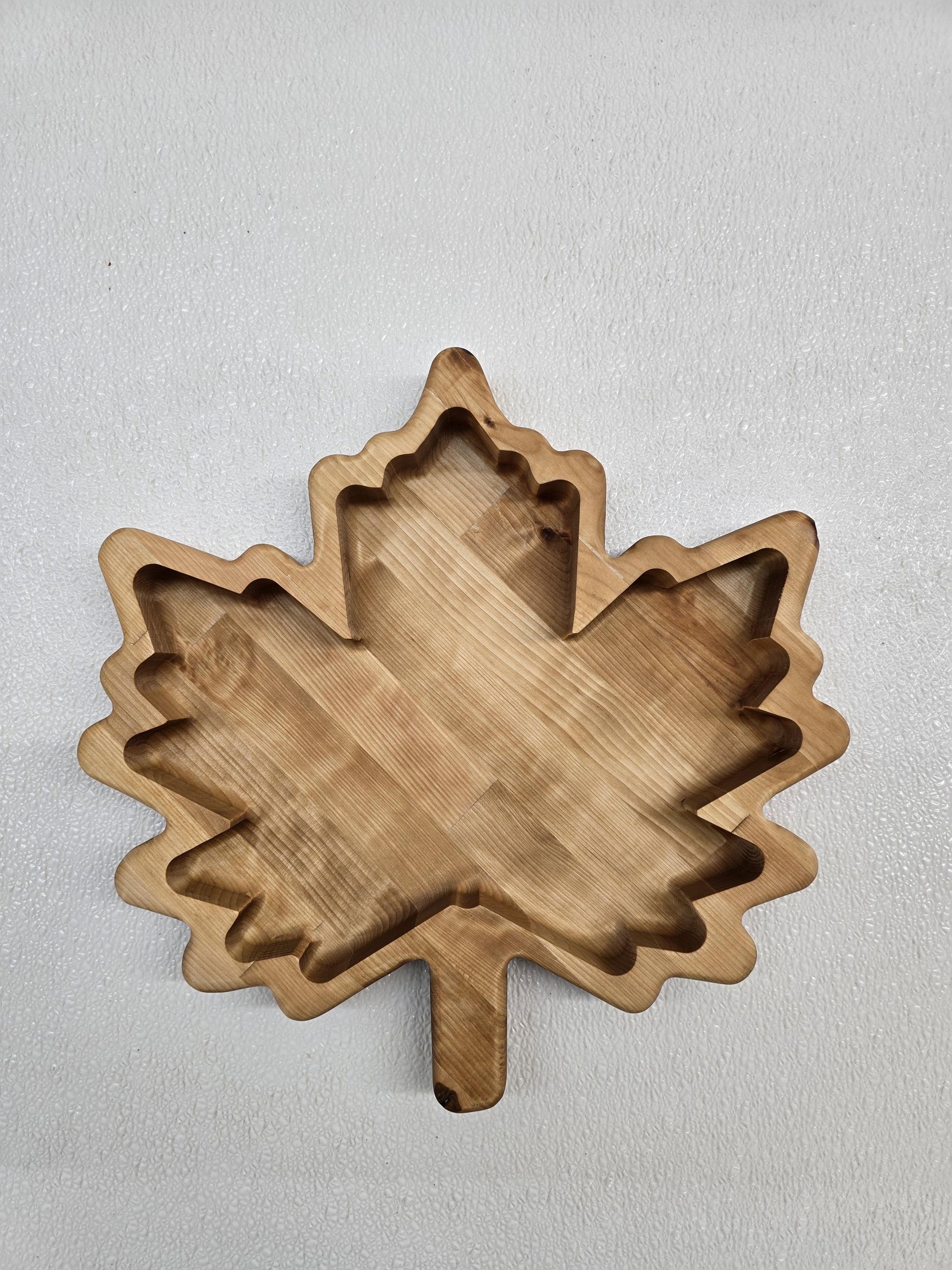 Maple leaf snack bowl