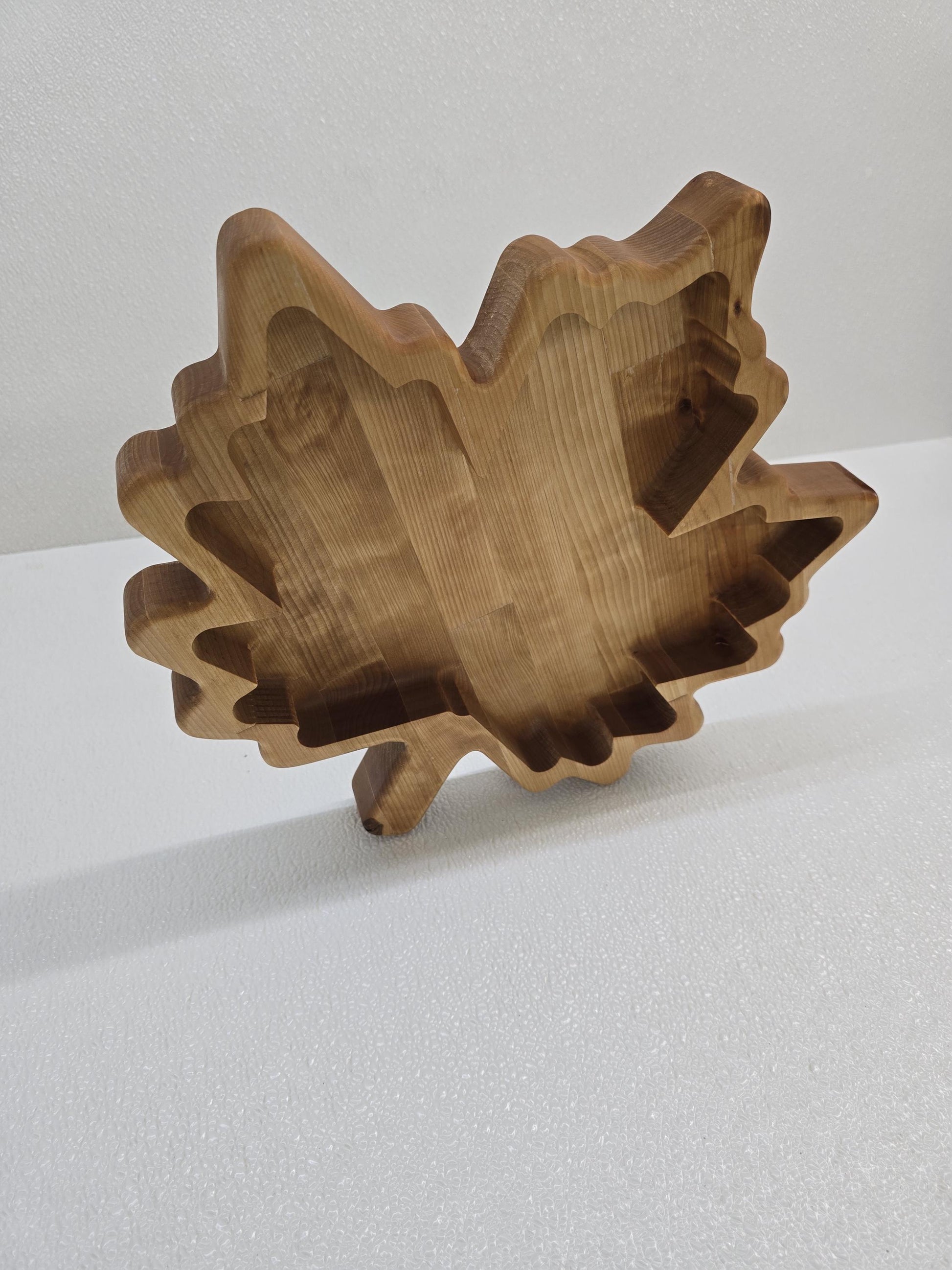 Maple leaf snack bowl