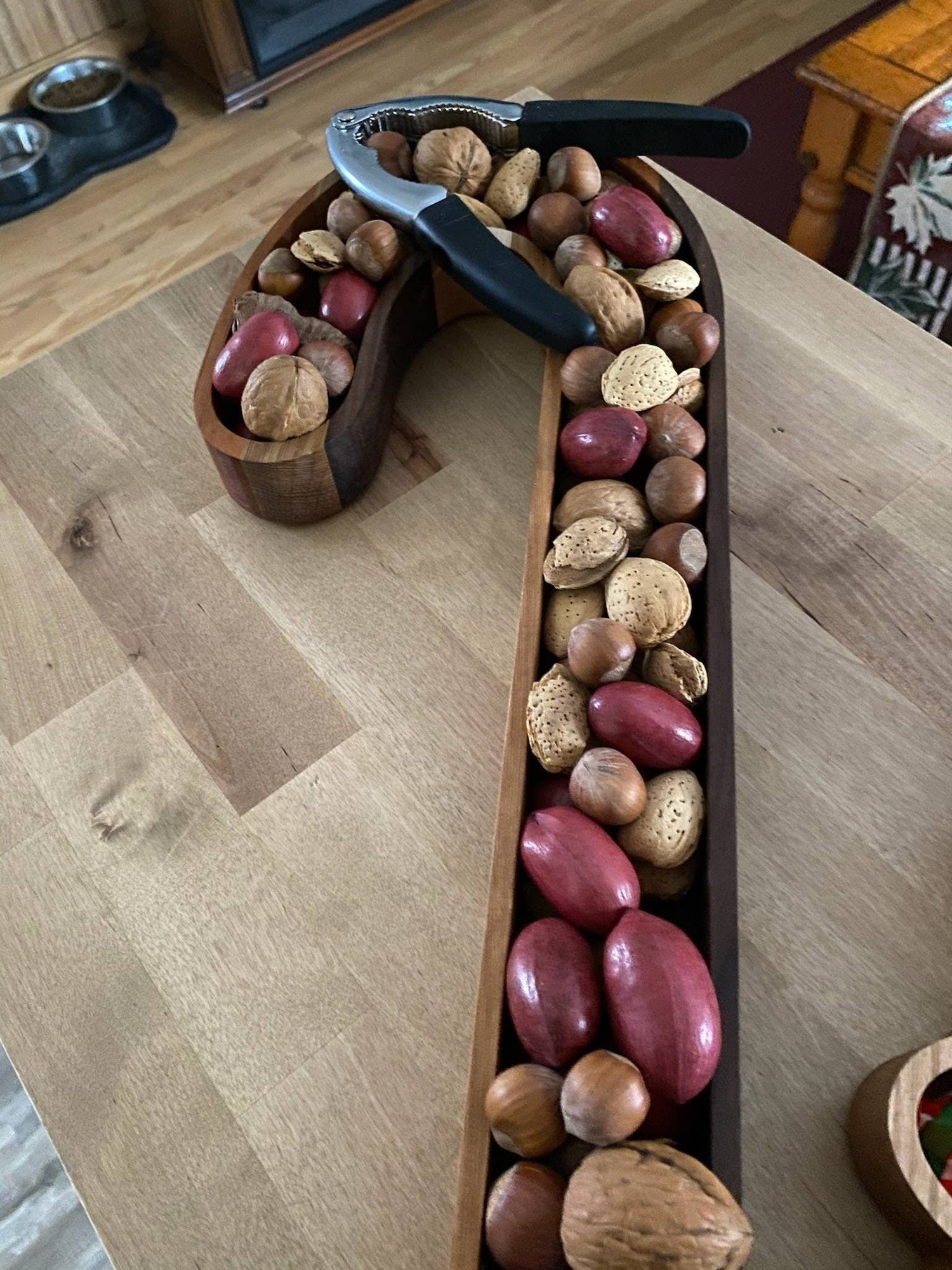 Bowls and trays