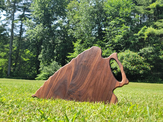 Arrowhead cutting board