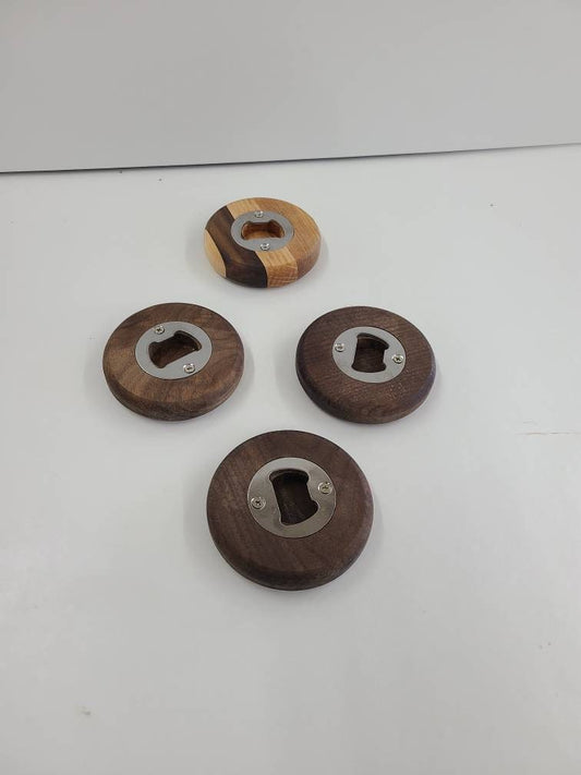 Quick pocket bottle openers