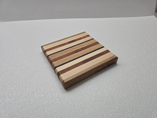 Mixed hardwood cutting board